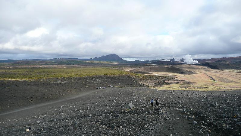 P1040554- Montee au cratere Hverfjall.JPG - Montée au cratère de Hverfjall